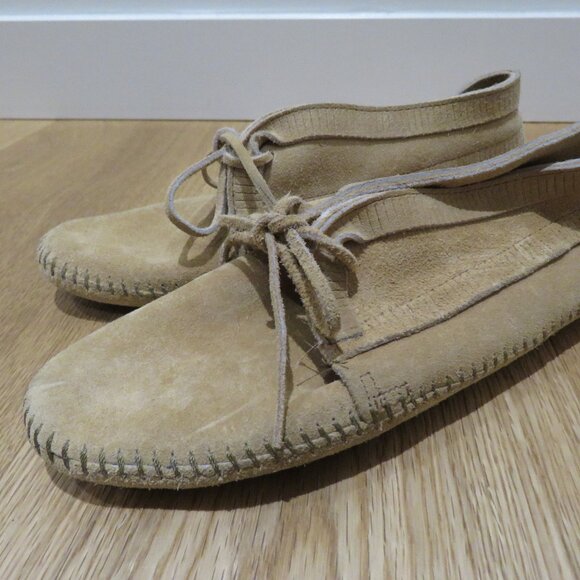 MINNETONKA Moccasin Loafer Fringe Booties Tan Suede Leather Western Casual - Picture 2 of 16